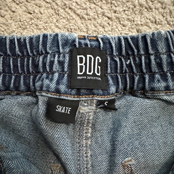 Urban Outfitters BDG skate short - Picture 3 of 6